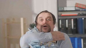 Key Financial Habits to Instill in the Younger Generation: A Guide for Baby Boomers