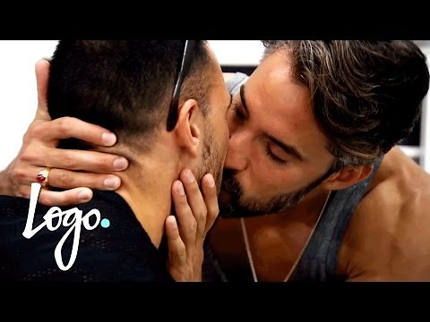 Robert Finds Out Brandon's an Extremely Good Kisser | Finding Prince Charming