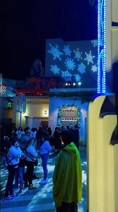 Christmas lights at Universal Studios Hollywood #AleskisLive #UniversalStudios #Christmas #Hollywood
