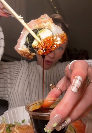 How to Eat Sushi: A Complete Guide