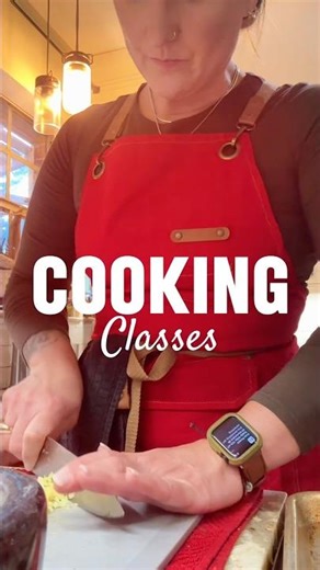 Learn real kitchen skills with flavor #FeTable #CookingClass #30a #latabledefe