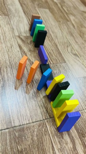 5 Satisfying Domino Tricks #satisfying #domino #dominotricks
