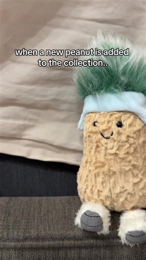 Discover Princess Peanut's New Relative: Apres Ski Peanut