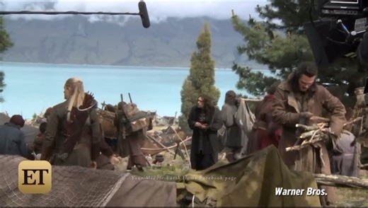 22K views · 718 reactions |  On the set of The Hobbit: The Battle of the Five Armies  #Hobbitbehindthescenes #thehobbit #middleearth #ontheset #battleofthefivearmies #behindthescenes #moviemaking #peterjackson #tolkien #jrrtolkien #stunts #moviestunts | Your Middle-Earth Home | Facebook