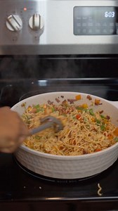 Let’s make some stir fried noodles 🤣 #foodblogger #noodles #facebookreels | EverythingSewa