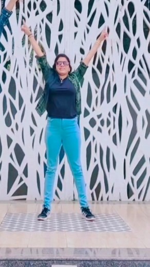 Dr. SSHIPRAA Model & Fashionista | #Easy choreography by Shipra#Waves Dance Academy n fitness studio #Style -Tollywood #reelsindia❤️ #trending #viralreels | Instagram