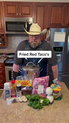 Have you had Fried Red Taco’s ? #texmex #receta #tacos #learnontiktok #foodtok #dinner #yum #texas #gameday #foodie #foryou #foryoupage #homemade