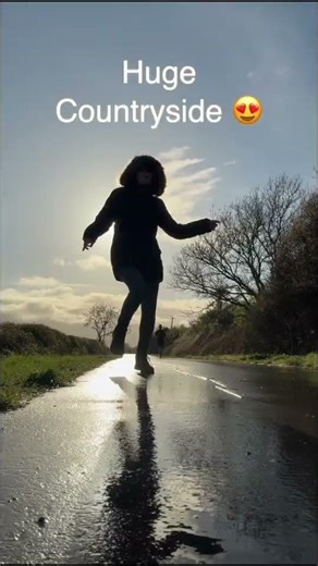 When learning shuffle inside isnt big enough #shuffle #shuffledance #countryside