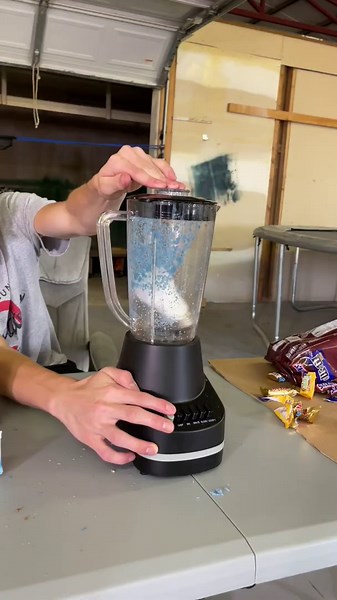 Testing Random Things In The Blender