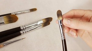 12K views · 646 reactions | This is how I clean OIL PAINT BRUSHES! Also, check out my Patreon page if you’re interested in real-time painting videos, tutorials and other helpful materials --> https://www.patreon.com/dariacallie | Daria Callie | Facebook