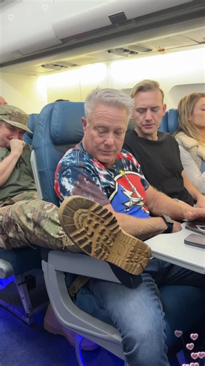 Heartwarming Soldier Family Reunion Surprise