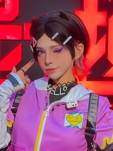 Valorant Cosplay: Clove's Impressive Return