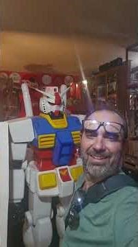 1 Minuto in Viaggio: Suriyaland Pattaya, il Paradiso delle Chitarre Giganti! #viral #shortsfeed