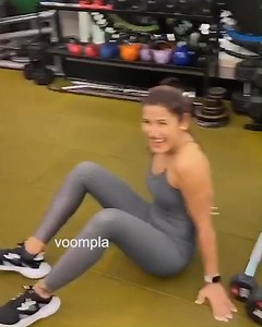 Lockdown workout inspo! Kareena Kapoor running up and down the stairs with bestie Amu aka Amrita Arora.. who said you need a gym to keep fit eh👍❤️ Throwback to that ANNNND Katrina having a whole lotta fun going through her cardio sked with the lads, Kiara Advani's boxing sesh and Hardik Pandya doing Pilates... yes you read that right, Pilates, coz men do Pilates too!!💪 Soooo, continuing from the previous workout throwback, here's a look at some more celebrity fitness mumbo jumbo because... err