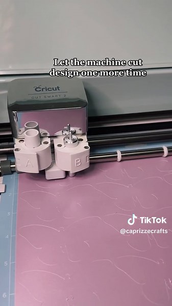 Replying to @enii_echeverria it’s medium cardstock in custom settings, but I also wanted to share a tip, before unloading the mat you can lift a piece of it to see if it’s cut all the way through, if not- do double cut☺️ #cricuttips #cricuttipsandtricks #cricuttipsforbeginners #cardstockcrafts #papercrafts #papercraft #cricutmachineexplained #cricuttutorials #cricutmade #cricutbutterflies #cricutbutterfly #crafterstips #craftersoftiktok #crafterscommunity