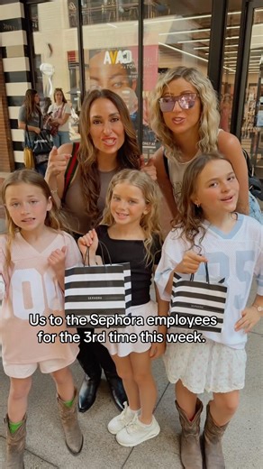 @Sephora loves to see us walking in! 😂😂💸 @garzacrew #sephora #makeup #shopping