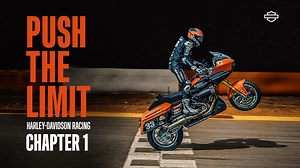 【Push the Limit】シーズン2 第1章 2023年 MotoAmerica 「キング・オブ・ザ・バガーズ」シリーズが、Daytona International Speedway で開幕。ハーレーダビッドソンファクトリーレースチームとワイマン兄弟は、オフシーズンでの準備を終え、早期のポイントリードに照準を合わせます。しかし、ロードグライドのライバルたちもまた、強化して前線での戦いに備えていました 新しいエピソードはYouTubeチャンネルで、明日からご覧いただけます https://bit.ly/3TR7qqr | Harley-Davidson Japan / ハーレーダビッドソン ジャパン