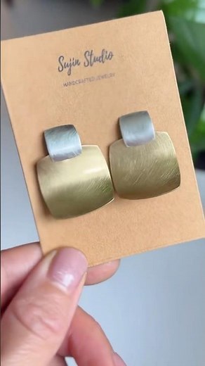 How to Coat Brass Jewelry to Prevent Tarnishing-Details Below 👇 #handmadejewellerytutorial