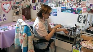 Saskatoon artist says couriers can't replace Canada Post lettermail