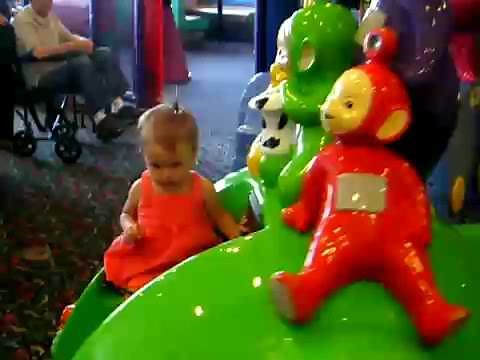 Chuck E Cheese's Jolly Roger Teletubbies Tubbytronic Super Dome Kiddie Ride
