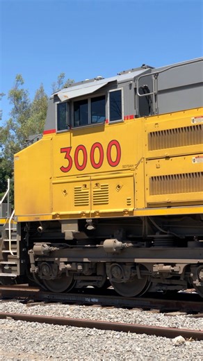 10K views · 397 reactions | Locomotora Union Pacific SD70ACe-T4 | Kcsm 417 | Facebook