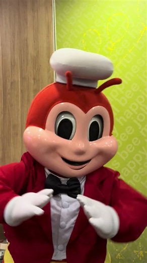 #Jollibee Birthday Dance & Song! 🎂🐝🎉