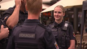 Kontrollen, Abmahnungen, Knöllchen: Die Arbeit des Bremer Ordnungsamts