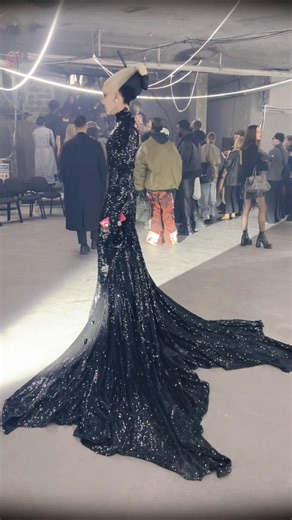 @Vetements 🖤✨⚡️💫 #Fashion #Style #FYP #ForYouPage #Dress