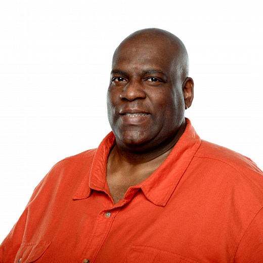 608K views · 2.7K reactions | David’s transition from the U.S. Army to civilian life was filled with challenges. He had difficulty finding work, which made him feel angry and affected his relationship with his wife. After she encouraged him to seek mental health support, David found a new path through anger management therapy. Watch how he turned his life around: MakeTheConnection.net/stories/703/ | Make the Connection | Facebook