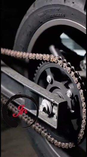 El error que te costará CARO. ⚠️💸#JrTowers #CrazyBikersMva #ATELocos #Mantenimiento #Cadena #Ahorro