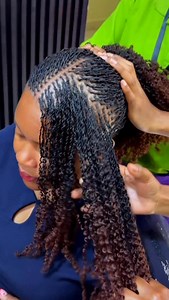 7K views · 31 reactions | ✨HONEY LOCK ✨SIFA ZAKE Inadumu miezi 4 ukirepair inakaa hadi miezi 6 Haikati nywele Inakuza nywele,inasukwa na Nywele za aina zote Ni nyepesi sana,haitunzi jasho na unaweza kuosha. ✨Gharama 250,000 medium 300,000 long ✨ Coctact 0712782591 Zipo za rangi tofauti tofauti Ester saloon tupo kwa ajili yako❤️ | Ester msusi | Facebook