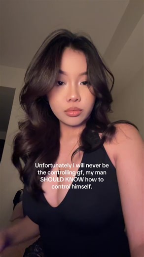 Understanding the Signs of a Controlling Girlfriend