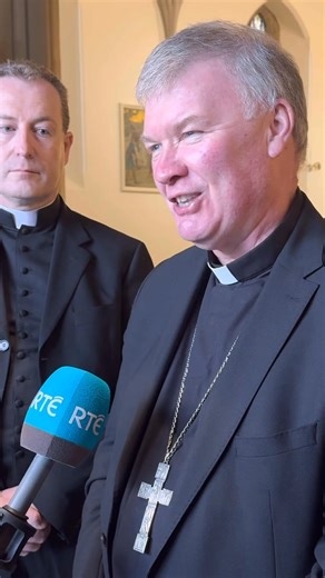 🎥 BISHOP'S HOMECOMING Bishop-elect Niall Coll has shared his gratitude and happiness at coming home to the Diocese of Raphoe to take up the role of Bishop. After serving in Ossory across Kilkenny, Laois and Offaly since his episcopal ordination, he was surrounded by family today as he shared the happy news of his return to Raphoe. | Donegal Daily