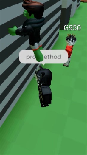 my noob method of wallhop vs pro method in wallhop #shorts#viral Roblox shorts