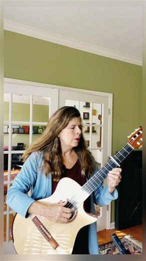 We’ve been thrilled with the response to the BRAND NEW Performance 3 capo for Classical Guitar, featuring our patented ART (Adaptive Radius Technology) pad 😀 have YOU tried one yet? Here’s @michellequreshimusic demonstrating the capo beautifully 😊 @maestroguitars #g7thcapo #classicalcapo #adaptiveradiustechnology #performance3classicalcapo | G7th The Capo Company