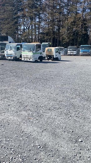 Truck auction in japan. #spareparts #automotive #japansupplier #export | 日本自動車解体 Japan Automobile Dismantling
