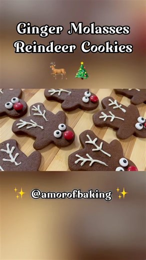 Ginger Molasses Reindeer Cookies 🦌🎄✨