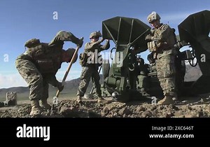 2022 U.S. Marines fire lightweight 155mm howitzers, direct live fire artillery training Steel Knight 23, Camp Pendleton Stock Video Footage - Alamy