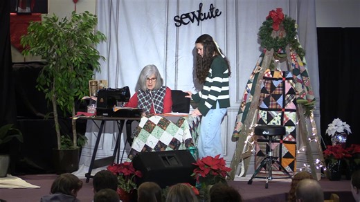 Christmas Quilt | Round Lick Baptist Church