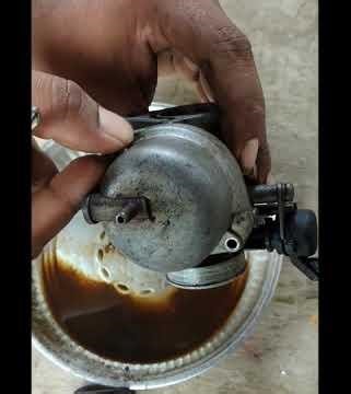 Clean a carburetor on your# 🏍️
