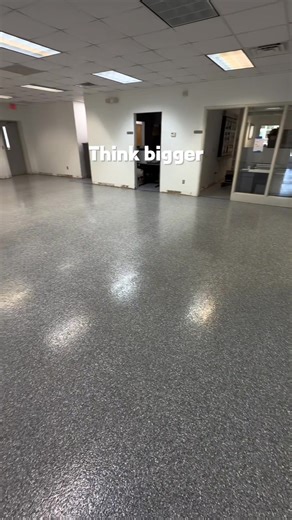 Epoxy is more than a garage floor solution. It’s built for businesses, warehouses, and demanding spaces. 📩 Planning a project? Let’s talk.