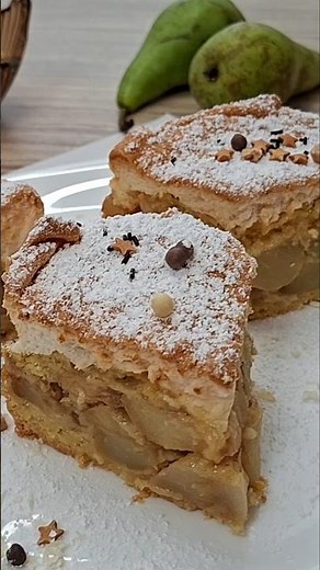 How to made hortcrust pastry with pear, cinnamon, whipped cream and custard🍰