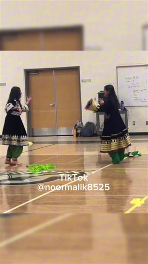 Celebrating Afghan Wedding Traditions and Elegance