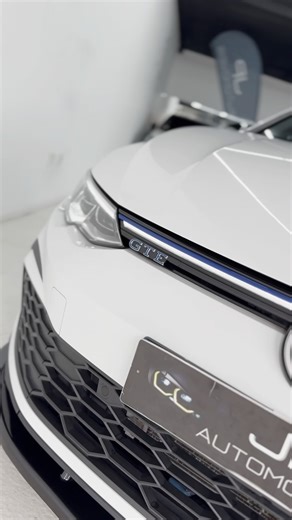 22 reactions | VW Golf VIII GTE  | JP Automóveis | Facebook