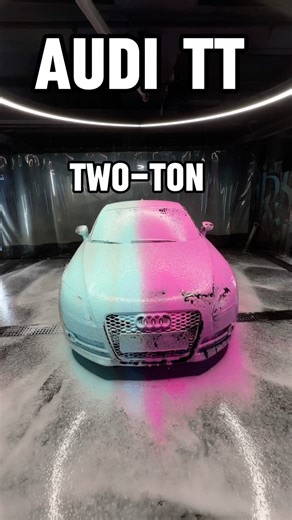 Audi TT Gets CRAZY Two-Color Foam Treatment - So Satisfying