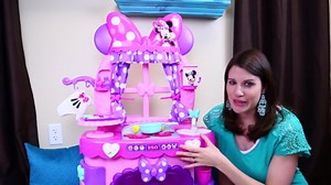 MINNIE MOUSE Sweet Surprises Play Kitchen + Play Doh Food Cooking & Flipping NEW Toddler Set