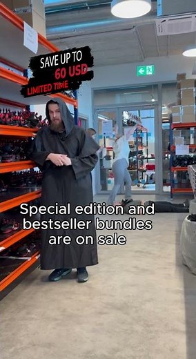 It's all about trust #azeron #gamingkeypad #azeronkeypad #azeroncyborg2 #cyborg2 #halloween