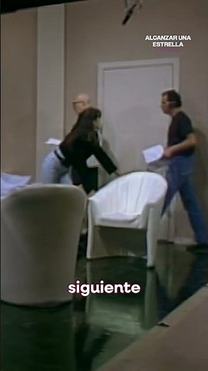 Sara no se rinde y sigue intentando conquistar a Eduardo #AlcanzarUnaEstrella