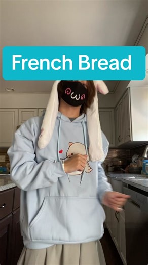 More French bread >w