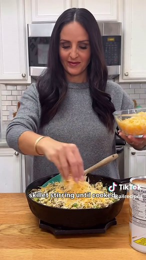 One-Skillet Breakfast Casserole Recipe for Busy Mornings